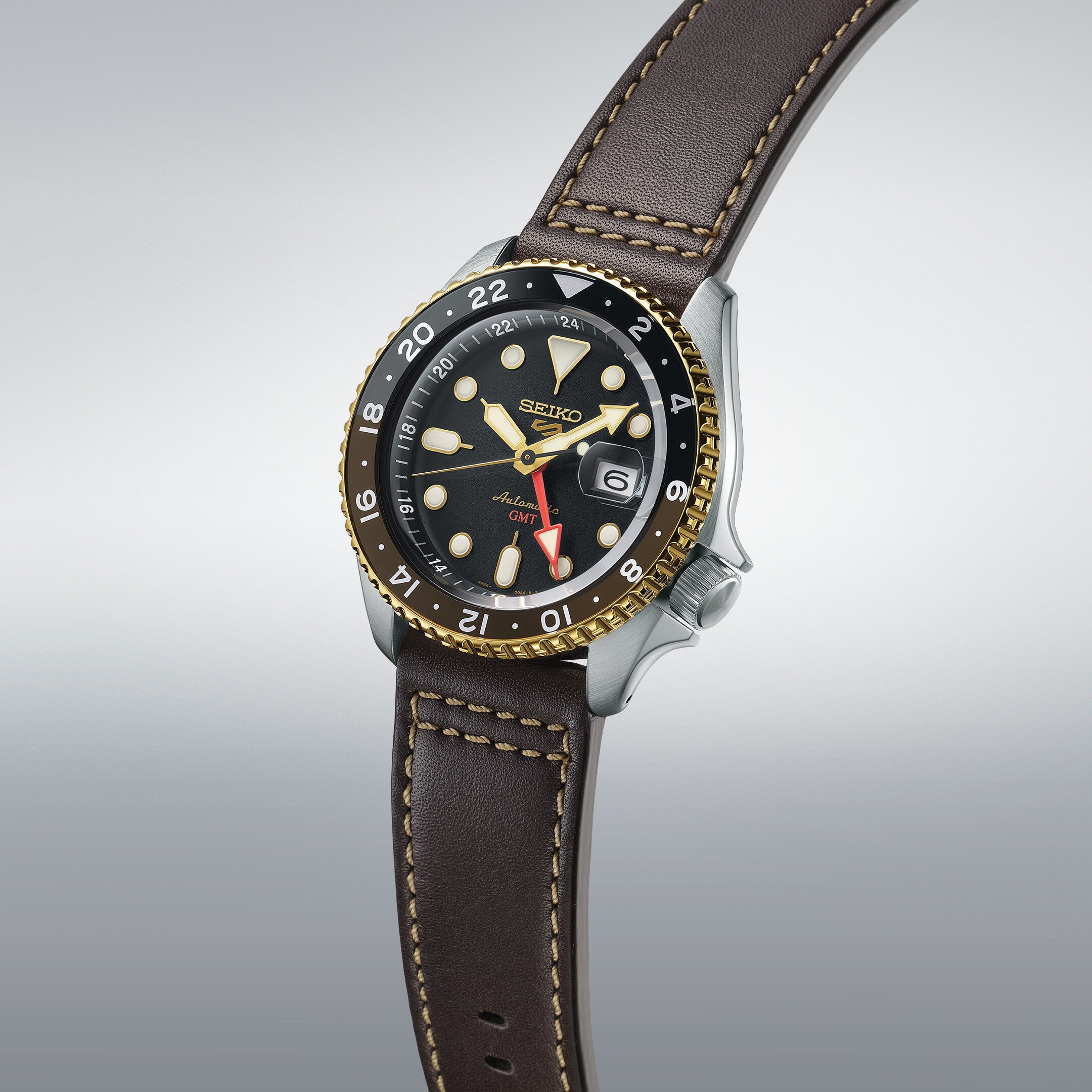 Seiko 5 Sports SKX GMT SSK036K1 – Automatikuhr mit Lederband, 42,5 mm
